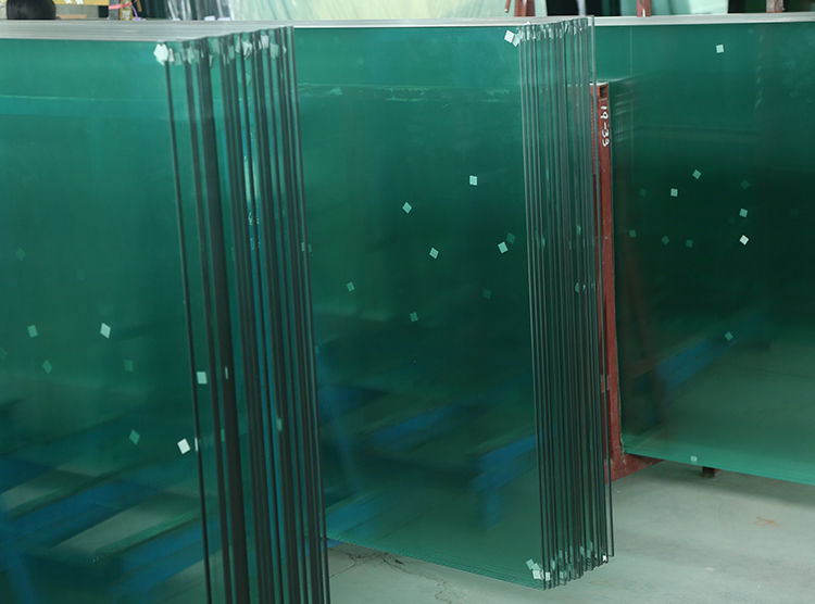 钢化玻璃