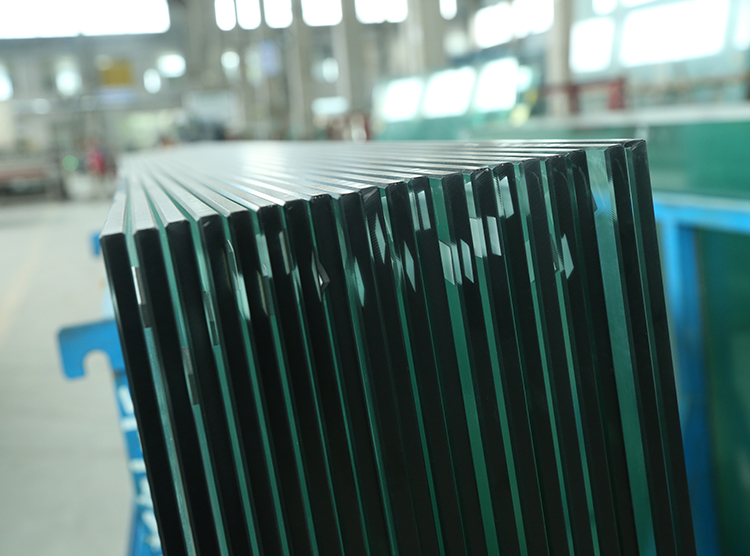 钢化玻璃